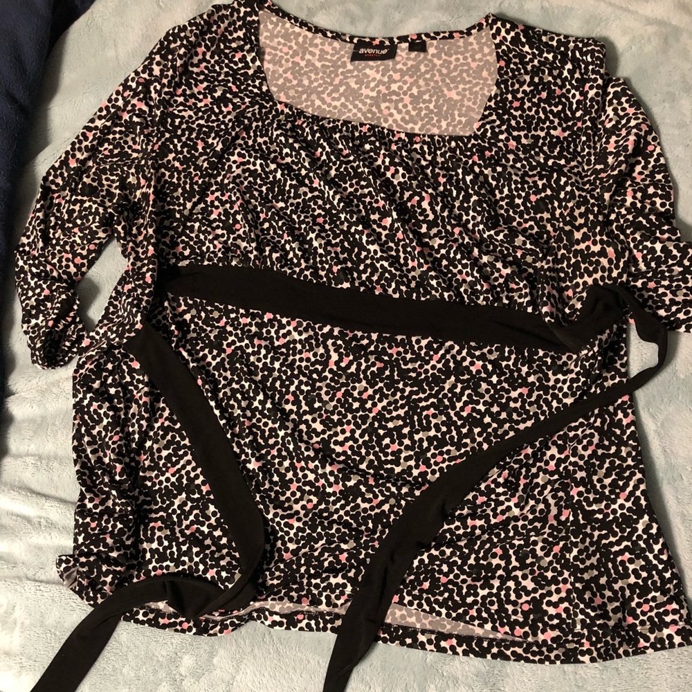 Avenue Black, White and Pink Dot Shirt